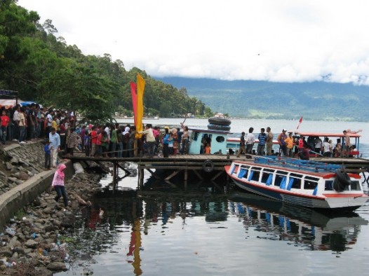 Dermaga di Danau Maninjau