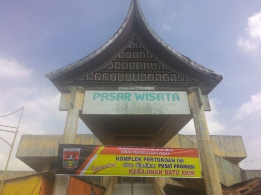 Sentra Pasar Batu Akik Bukittinggi