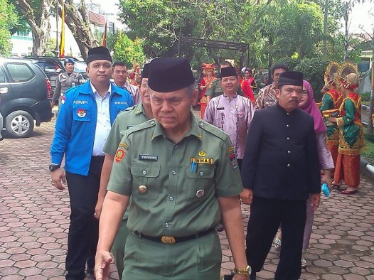 Wakil Walikota Padang, Emzalmi
