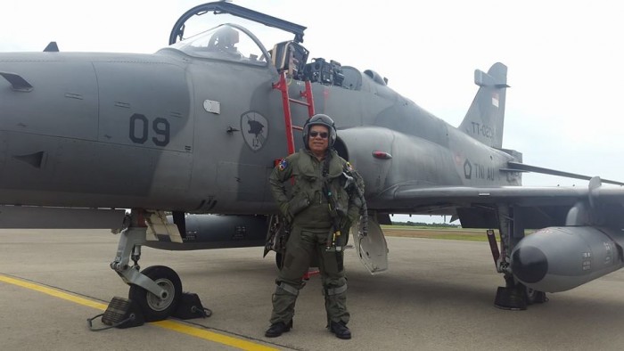 Wakil Gubernur Sumbar Muslim Kasim jadi â€œpilotâ€ pesawat tempur TNI AU, Rabu (15/4) 