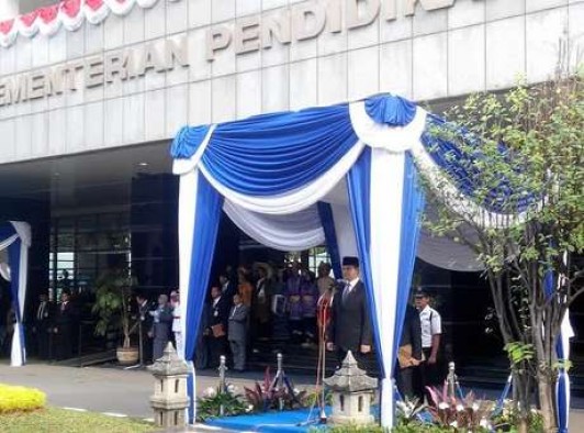 Mendikbud pembina upacara peringatan Hari Pendidikan Nasional 2 Mei 2015