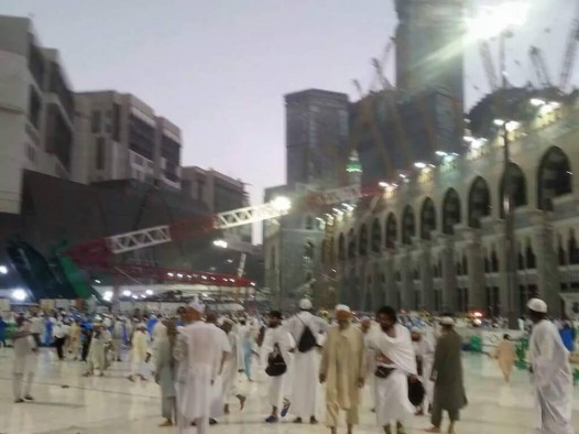 Alat Berat Jatuh di Masjidil Haram, 87 tewas, 184 uka