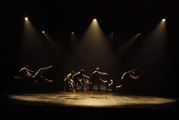 Koreografi Tonggak Raso karya Ali Sukri