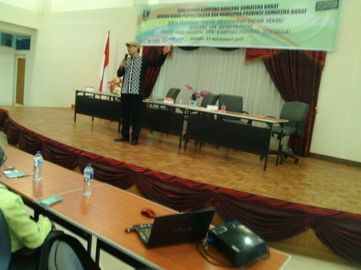 Pendongeng Mochammad Awam Prakoso