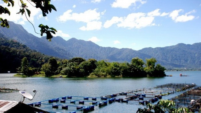 Destinasi wisata Pulau Lagenda 