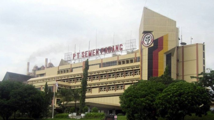 Pemegang saham PT Semen Padang memutuskan perubahan susunan Direksi dan Komisaris Perseroan dalam Rapat Umum Pemegang Saham (RUPS) yang dilaksanakan di Jakarta, Rabu (11/5).