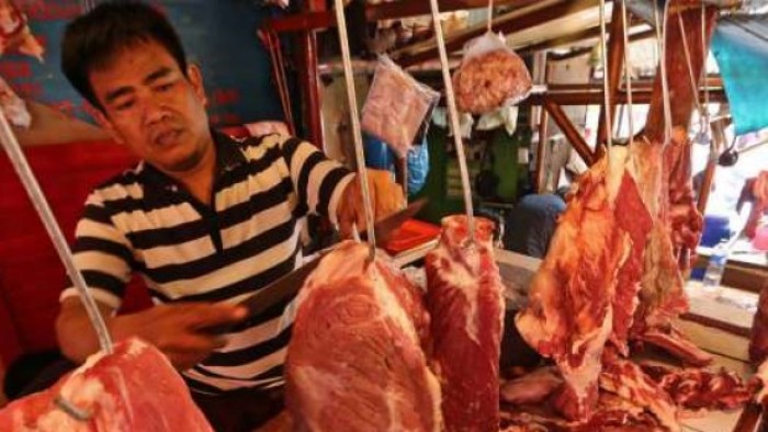 jelang-lebaran-irt-keluhkan-tingginya-harga-daging-sapi-dan-ayam