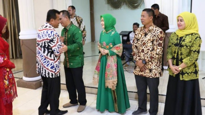 Komandan Kodim 0308 Pariaman Letkol Arh.Hermawansyah digantikan oleh Letkol Arm.Heri Pujiyanto yang sebelumnya berkarir sebagai Komandan Yonif II/105 Kilap Sumangan yang merupakan Bataliyon Artileri di Medan. Acara pisah sambut antara Dandim tersebut diselenggarakan di Balairung Rumah Dinas Walikota Pariaman Selasa (26/6/2018).