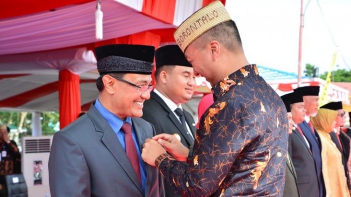 Bupati Agam, H. Indra Catri Dt. Malako Nan Putiah kembali memperoleh penghargaan dari Pemerintah Pusat. Kali ini berupa Satya Lencana Kebaktian Sosial dari Presiden Republik Indonesia 