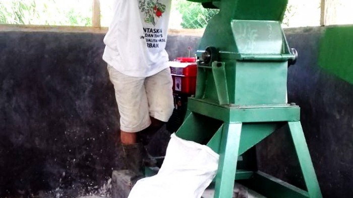 Nagari Parik Panjang, Kecamatan Matur, Agam segera mengoperasikan pabrik pengelolaan pupuk kompos, yang sudah selesai dibangun, seperti disampaikan Wali Nagari Parik Panjang, Wali Nagari Parik Panjang, Yasyar, SH, Selasa (15/1/2019).