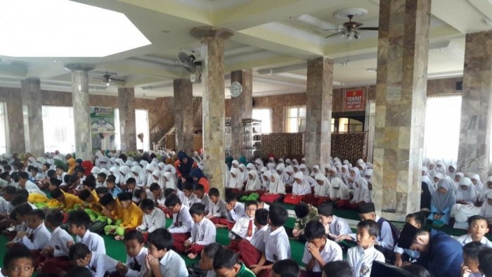 Tiga kegiatan keagamaan, yang digelar Pemerintah Kecamatan Ampek Angkek, Kabupaten Agam, selama Ramadan 1440 H, sukses