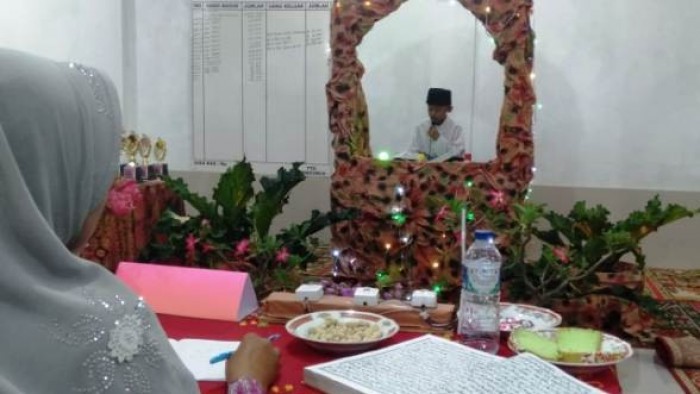 Remaja Masjid Nurul Iman (Remasni) Jorong Sawah Taluak, Nagari Cupak, Kecamatan Gunung Talang, kembali menyelenggarakan lomba Musabaqoh Tilawatil Qur'an (MTQ), Selasa (28/5). Lomba ini rutin dilakukan setiap bulan Ramadan.