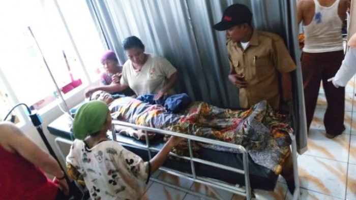 Satu tewas, dan 4 terluka parah, akibat sambaran petir, Senin (18/11), sekitar pukul 15.30 WIB, di Jorong Pasa Bawan, Nagari Bawan, Kecamatan Ampek Nagari, Agam