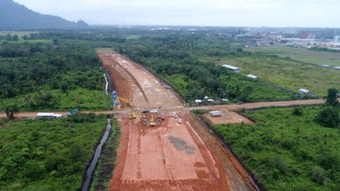 Foto areal pembangunan jalan tol Padang-Sicincin-Bisnis-Arief Hermawan P.