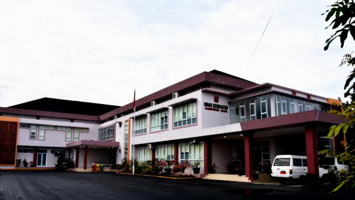 Dinas Kesehatan (Dinkes) Kabupaten Agam akan melakukan akreditasi ulang (reakreditasi) 18 unit Pusat Kesehatan Masyarakat (Puskesmas) pada tahun 2021. Diantaranya 12 unit puskesmas merupakan reakreditasi yang tertunda akibat Covid-19.