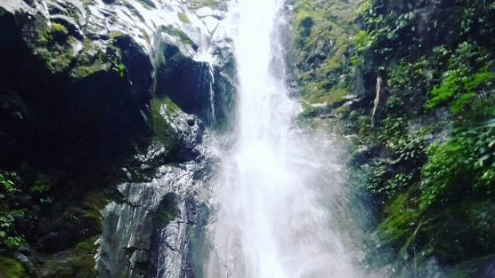 Salah satu destinasi wisata alam yang belum tersentuh maksimal di Padang Pariaman ialah Air terjun Pelangi di Nagari Anduriang, Kecamatan 2X11 Kayutanam