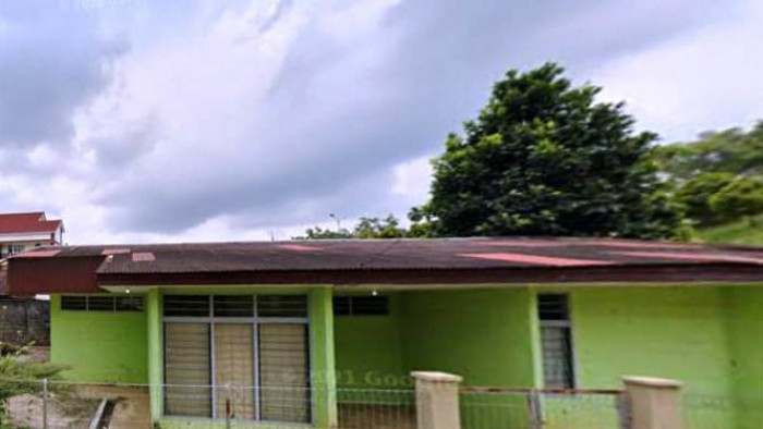 Rumah yang akan dirobohkan, padahal masih layak huni, dan kondisi existing
