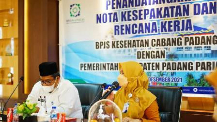 Pemerintah Kabupaten Padang Pariaman melakukan kerja sama dengan Badan Penyelenggara Jaminan Sosial (BPJS) Kesehatan Cabang Padang, pada Jumat (24/12/2021) di Aula Kantor BPJS Kesehatan Cabang Padang