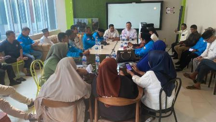 Rapat Konsolidasi DPP Relawan Rumah Bagonjong dan DPW DKI Jakarta dan Banten di Rumah Juang Duren Tiga, Pancoran. (Foto: Istimewa)