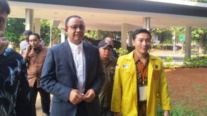 Bacapres Anies Baswedan tiba di Balai Serbaguna Purnomo Prawiro, Universitas Indonesia, Depok, Selasa, 29 Agustus 2023. (Foto: KBA News).