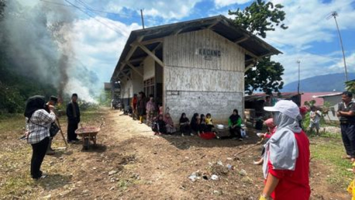 Stasioen Katjang di Nagari Kacang sesudah dibersihkan masyarakat secara bergotong-royong pada Minggu 19 November 2023. Foto Panitia