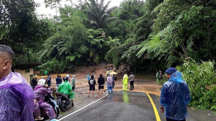 banjir-dan-tanah-longsor-menerjang-kabupaten-lima-puluh-kota