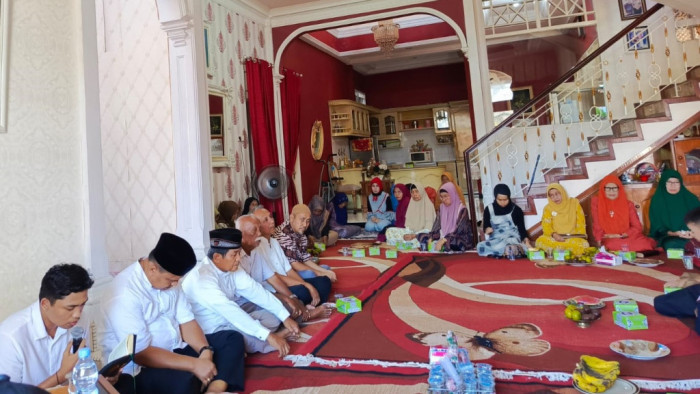 Warga Kompleks Wisma Indah II, Lapai, Kecamatan Nanggalo, Kota Padang dan kampung Lapai halalbihalal