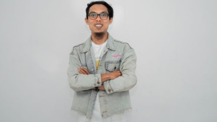 Penyair Esha Tegar Putra