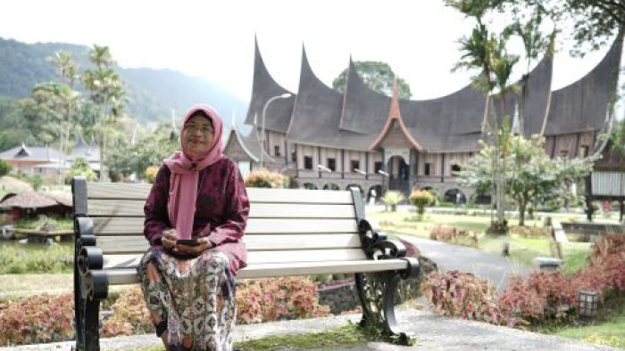 Ernawati (66 tahun), Maestro Dendang, Sumatra Barat. Photo Courtesy of Purnati Indonesia. 2025