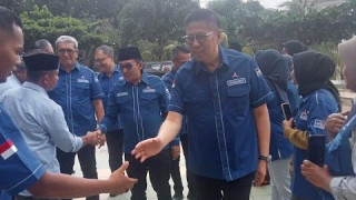 Mulyadi Beri Sinyal Eka Putra Maju Pilgub Sumbar 2029: 