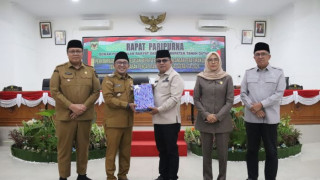 Pemkab Tanah Datar Ajukan Ranperda APBD 2026 ke DPRD


