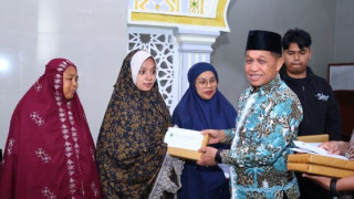 Wali Kota Mengajak Masyarakat Memperkuat Ketahanan Keluarga 
