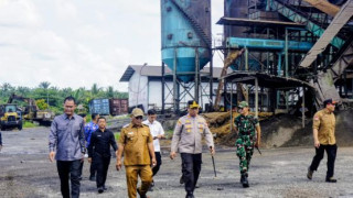 Terkait Harga TBS Anjlok, Bupati Yulianto Sidang ke Pabrik Kelapa Sawit 