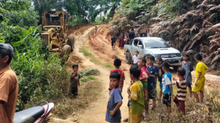 Pemkab Pasaman Barat Mulai Perbaikkan Jalan Rura Patontang
