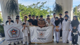 Bupati Yulianto Lepas Atlet Silat ke Jurnas
