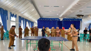 Tenis Meja Antar-OPD Meriahkan HUT Korpri Ke-55 di Pasaman Barat
