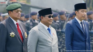 Usai Foto Bertiga, Prabowo Salami SBY tapi Tak Jabat Tangan Jokowi, Viral di Medsos