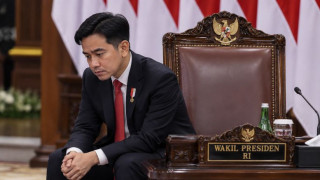 Kelompok Masyarakat di Jatim dan Sumut Desak Wakil Presiden Gibran Mundur